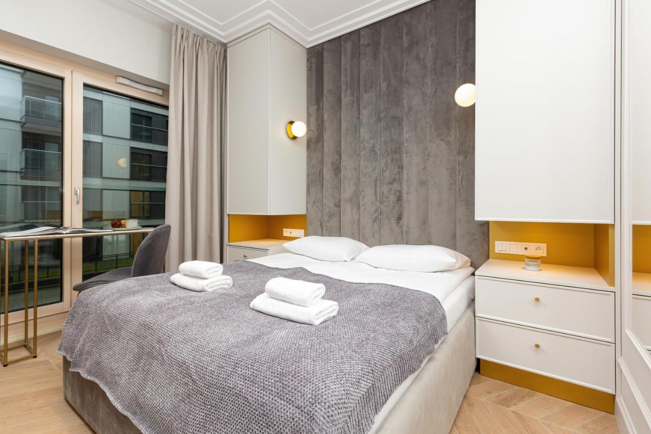 Mennica Residence Central Apartment By Renters Prestige Warschau Buitenkant foto
