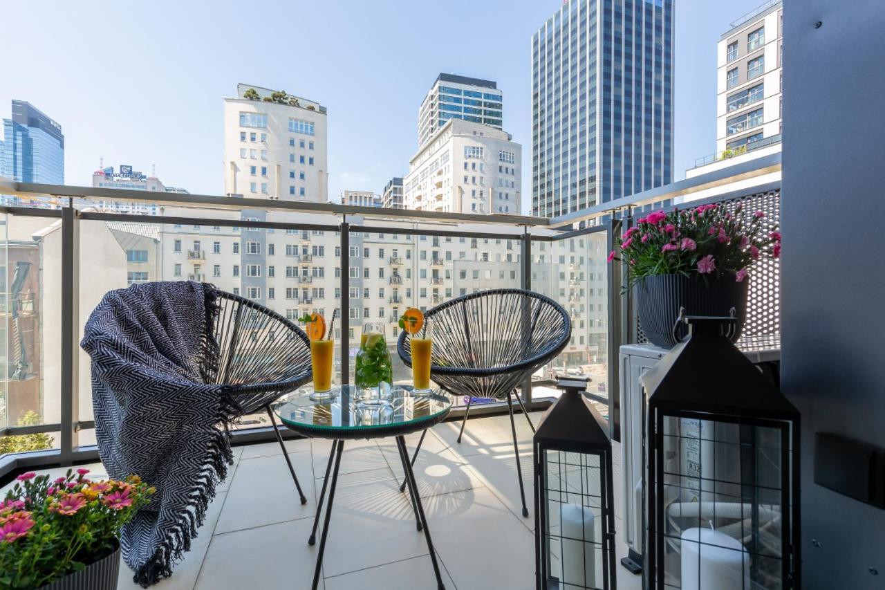 Mennica Residence Central Apartment By Renters Prestige Warschau Buitenkant foto